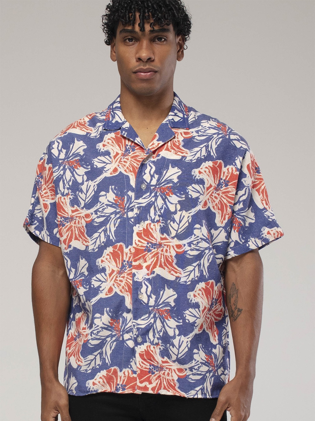 

catch Men Floral Printed Casual Shirt, Blue