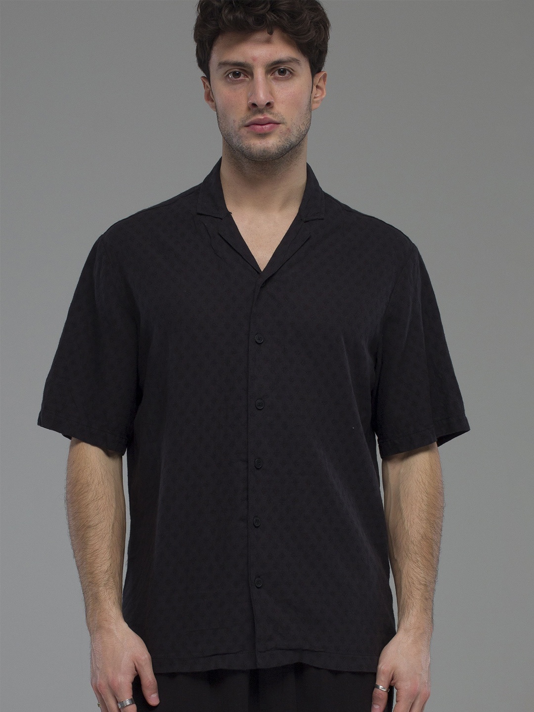 

catch Men Self Design Casual Shirt, Black
