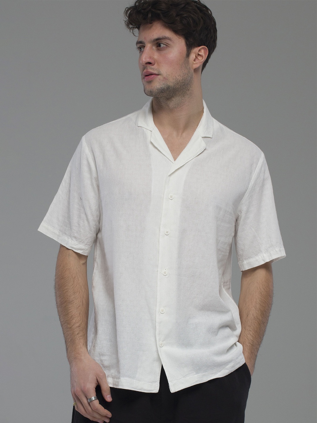 

catch Men Self Deisgn Casual Shirt, White