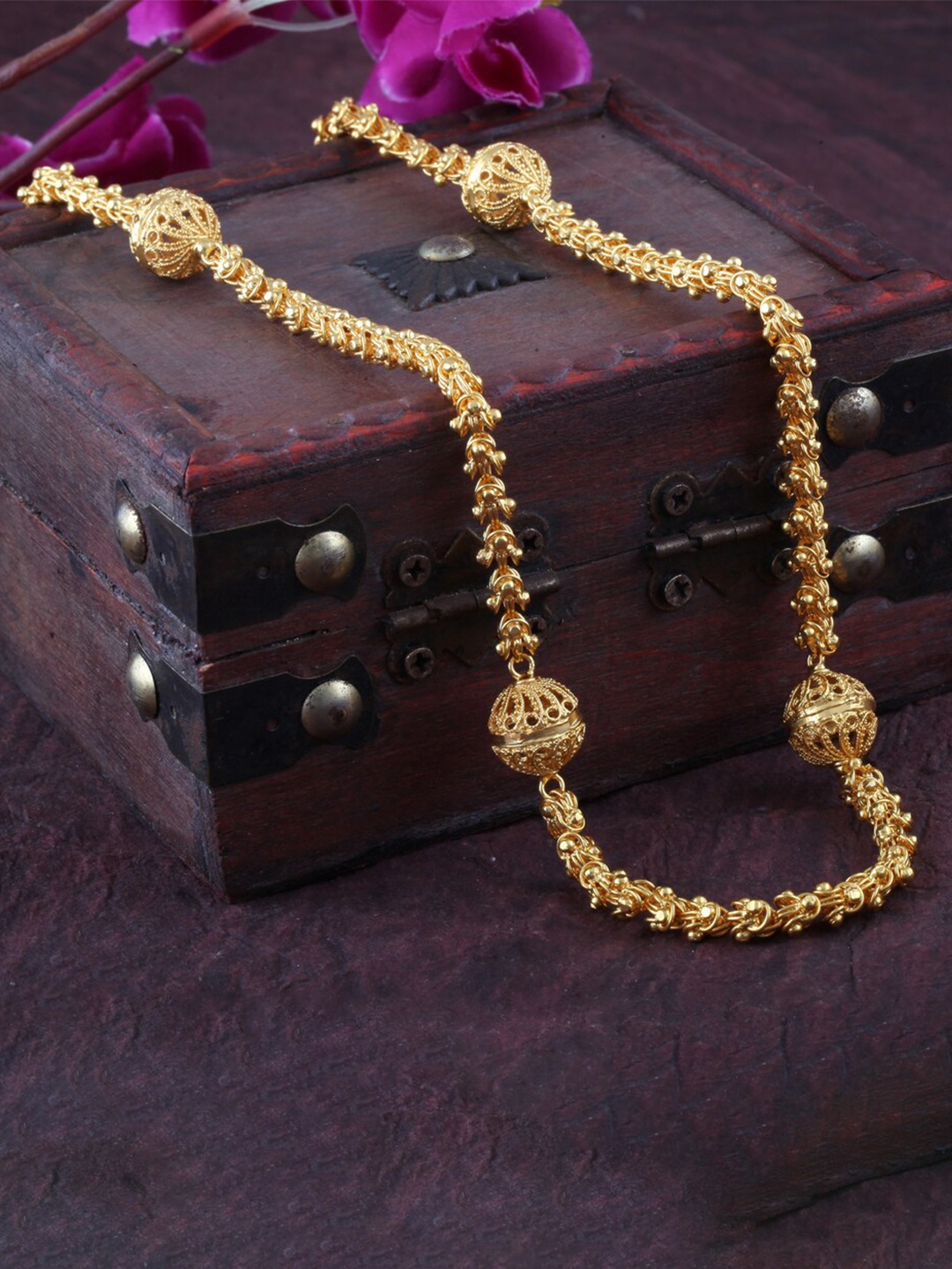 

MEENAZ Men Gold-Plated Statement Brass Chain