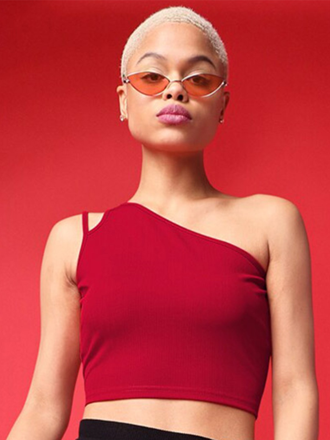 

PURVAJA One Shoulder Crop Top, Red