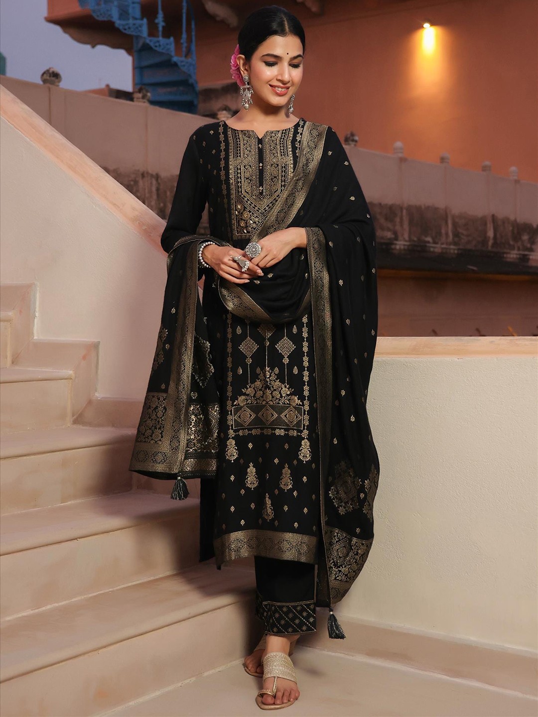 

SCAKHI Ethnic Motifs Woven Design Pure Wool Kurta with Trousers & Dupatta, Black