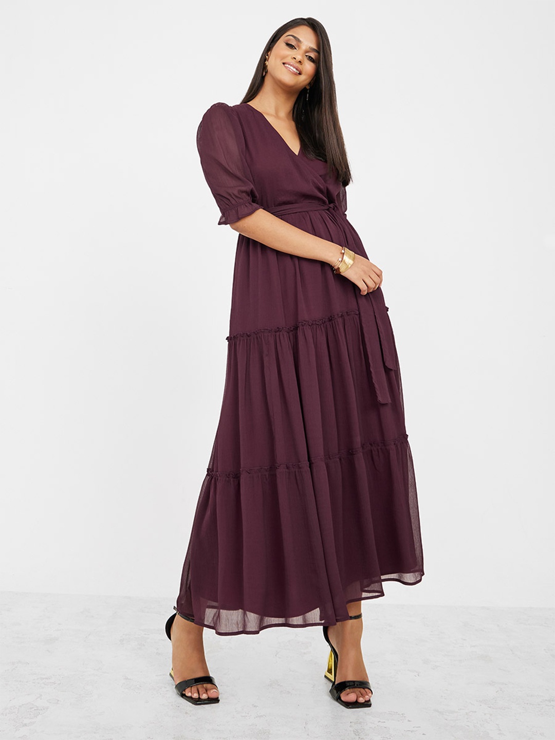

Styli Puff Sleeves Tiered Fit & Flare Maxi Dress, Burgundy