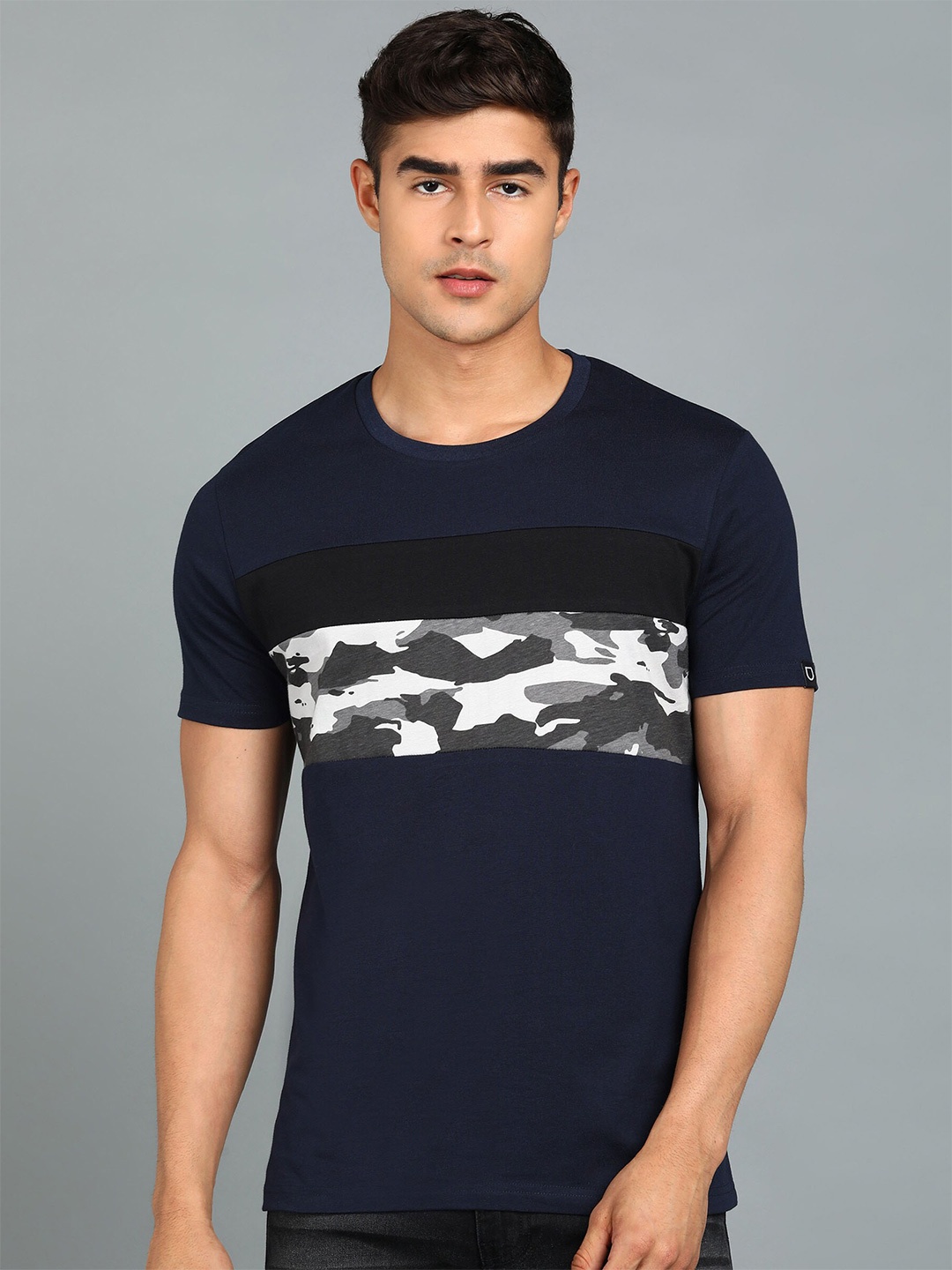 

Urbano Fashion Camouflage Printed Pure Cotton Slim Fit T-shirt, Navy blue