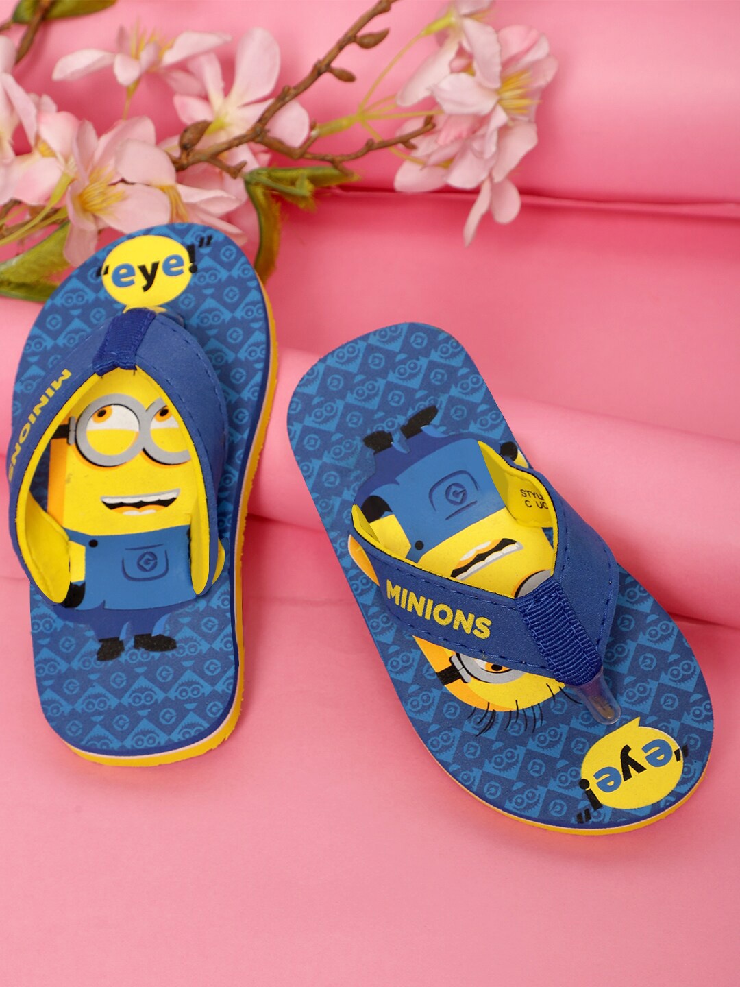 

Kids Ville Boys Minions Printed Soft And Comfortable Thong Flip-Flops, Blue