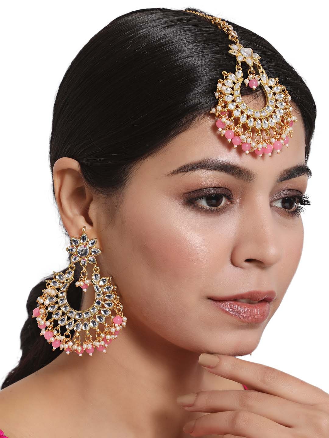 

Anouk Gold-Plated White Kundan studded & Pink Pearls Maang Tikka & Earring Set