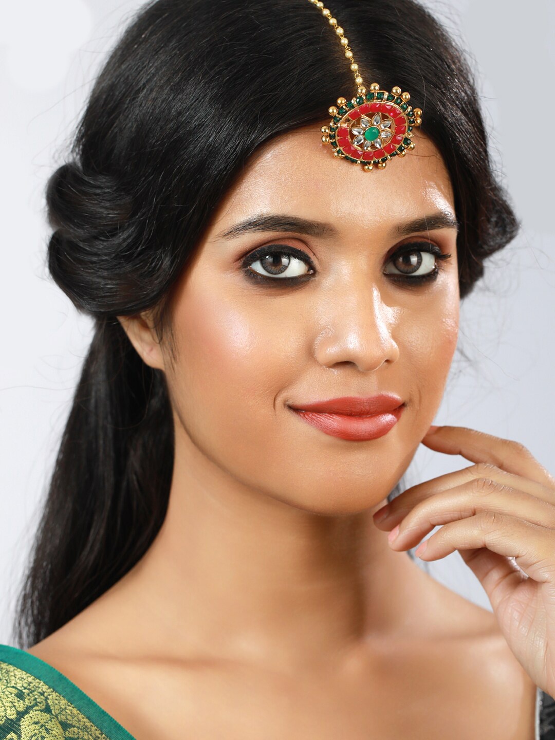 

Anouk Green & Pink Gold-Plated Kundan-Studded & Beaded Borla Maang Tikka
