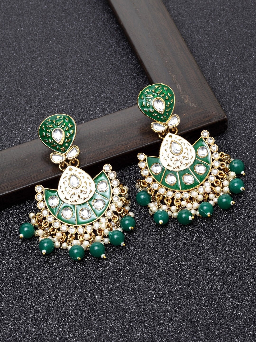 

Ibtida Gold-Plated Circular Chandbalis Earrings