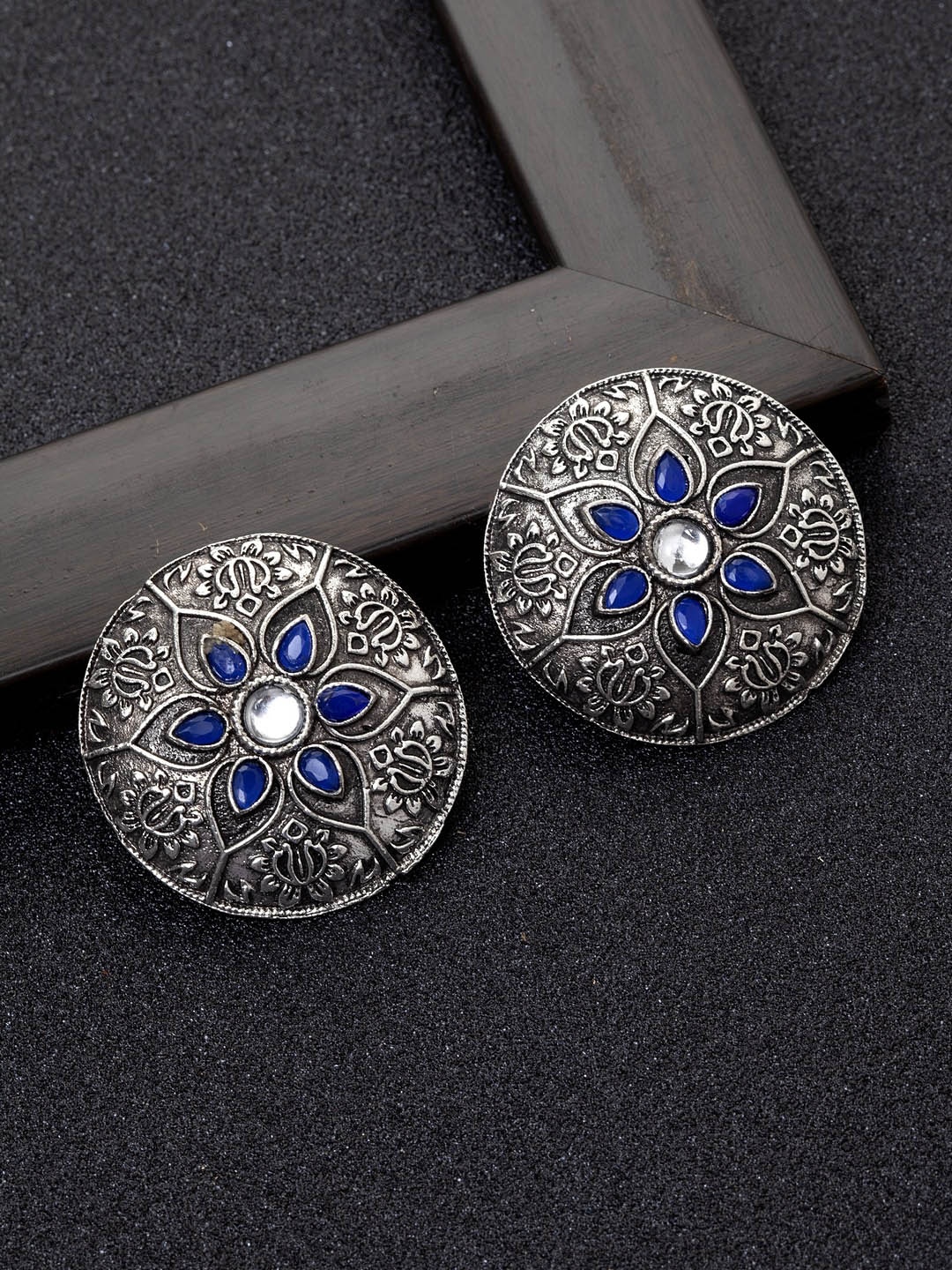 

Ibtida Rhodium-Plated Circular Studs Earrings, Silver