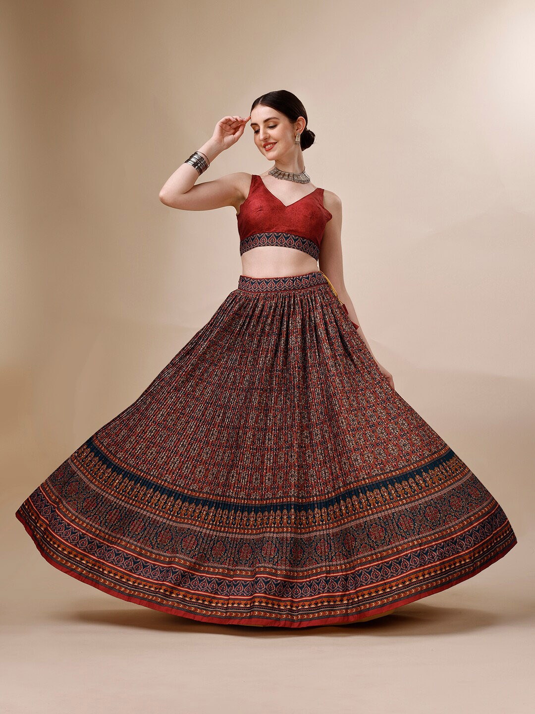 

SAPTRANGI Printed Ready to Wear Lehenga & Blouse With Dupatta, Rust