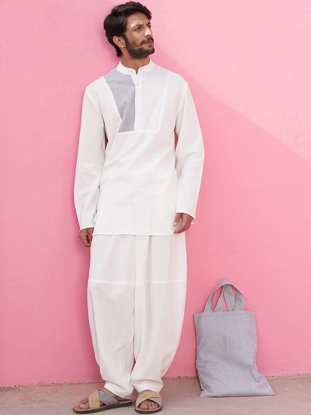 

Abhishti Yoke Design Band Collar Pure Cotton Kurta with Patiala, White