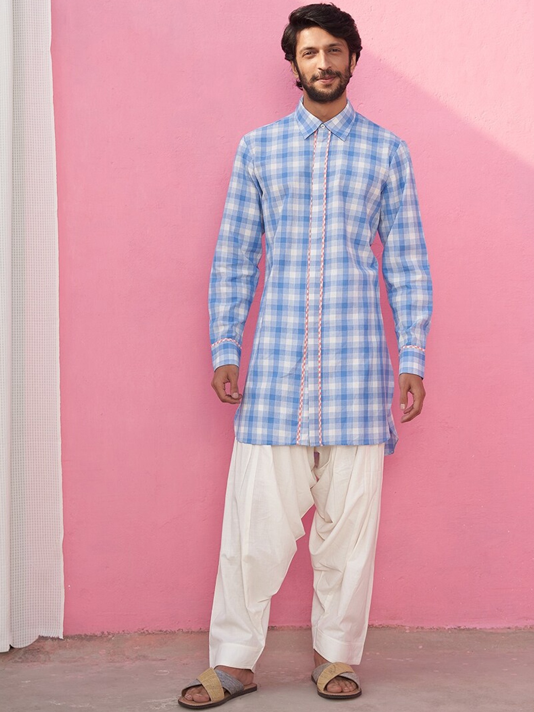 

Abhishti Checked Shirt Collar Cotton Kurta, Blue