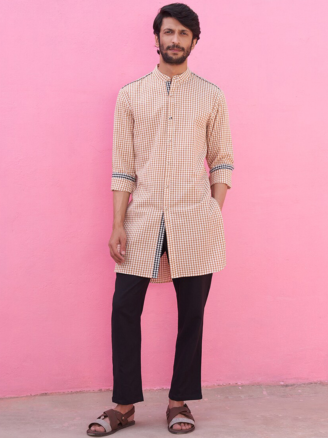 

Abhishti Checked Band Collar Cotton Kurta, Brown