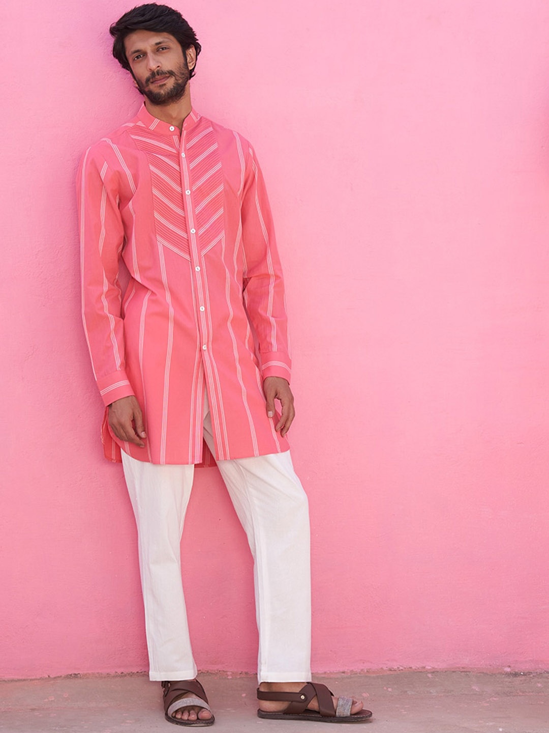 

Abhishti Men Striped Regular Pure Cotton Kurta With Trousers, Pink