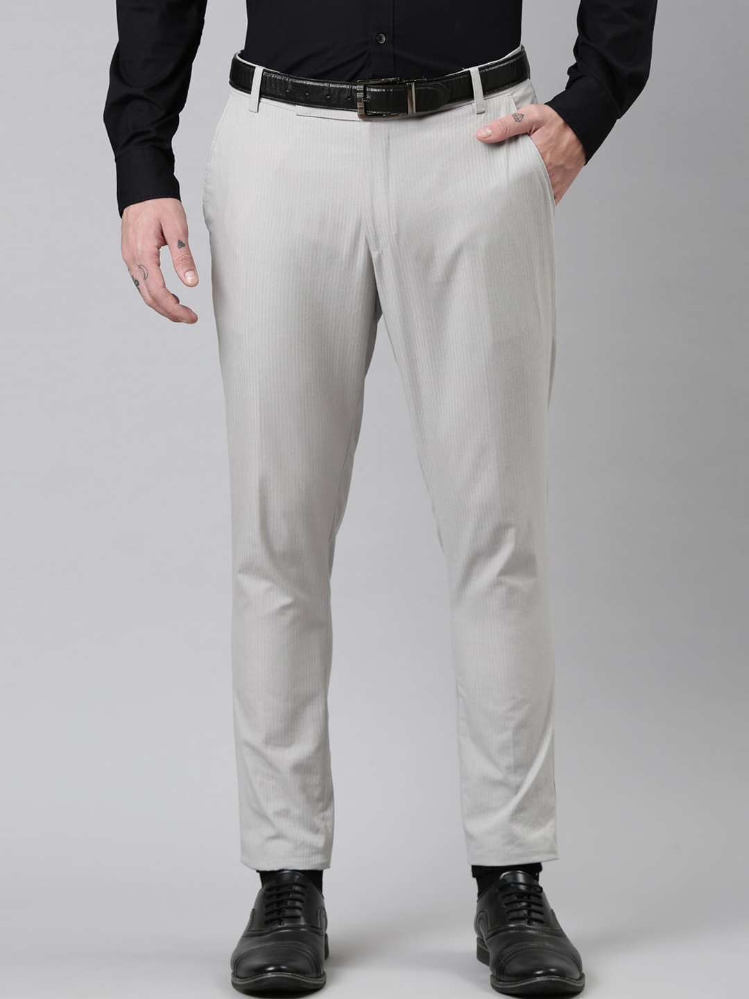 

Kryptic Men Tapered Fit Formal Cropped Trouser, Grey