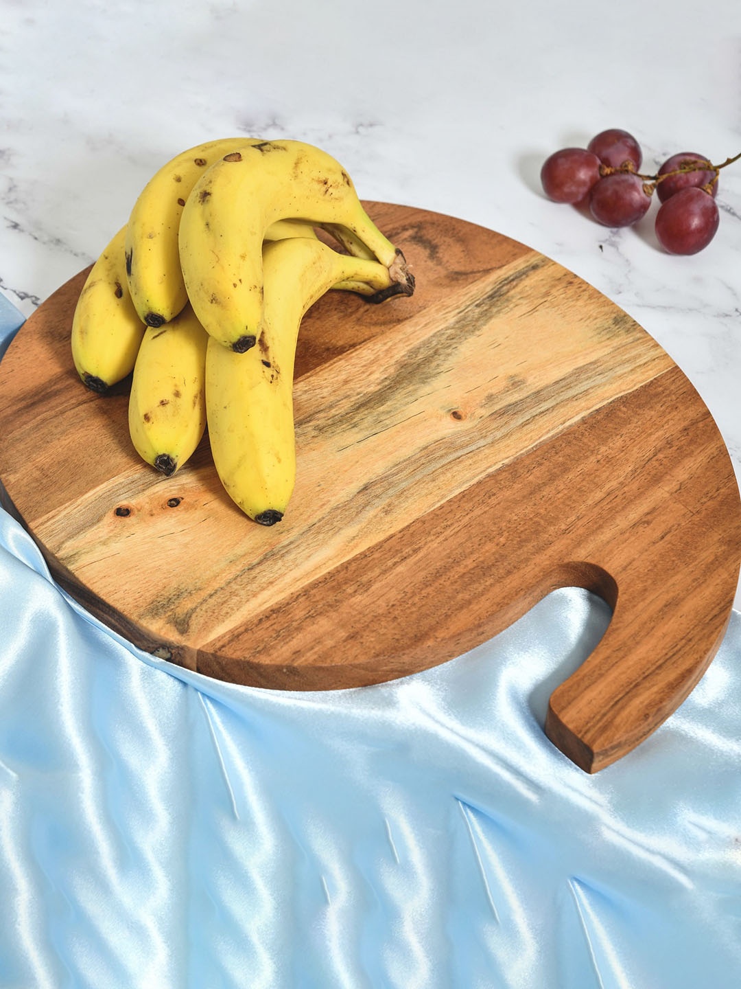 

JAIPUR FASHION MODE Brown Coma-Shaped Wooden Chopping Board