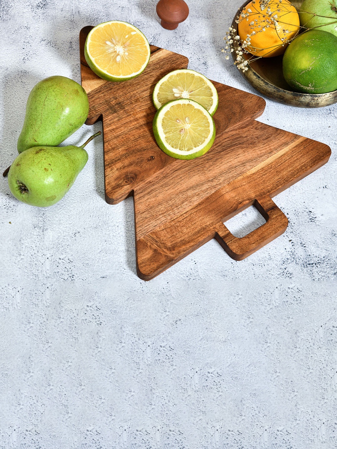 

JAIPUR FASHION MODE Brown Chritmas Tree-Shaped Wooden Chopping Board