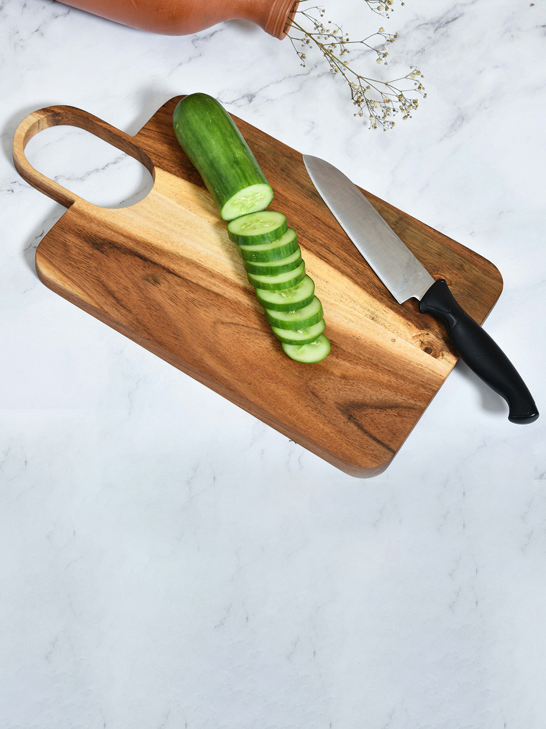 

JAIPUR FASHION MODE Brown Oval Handle Wooden Chopping Board