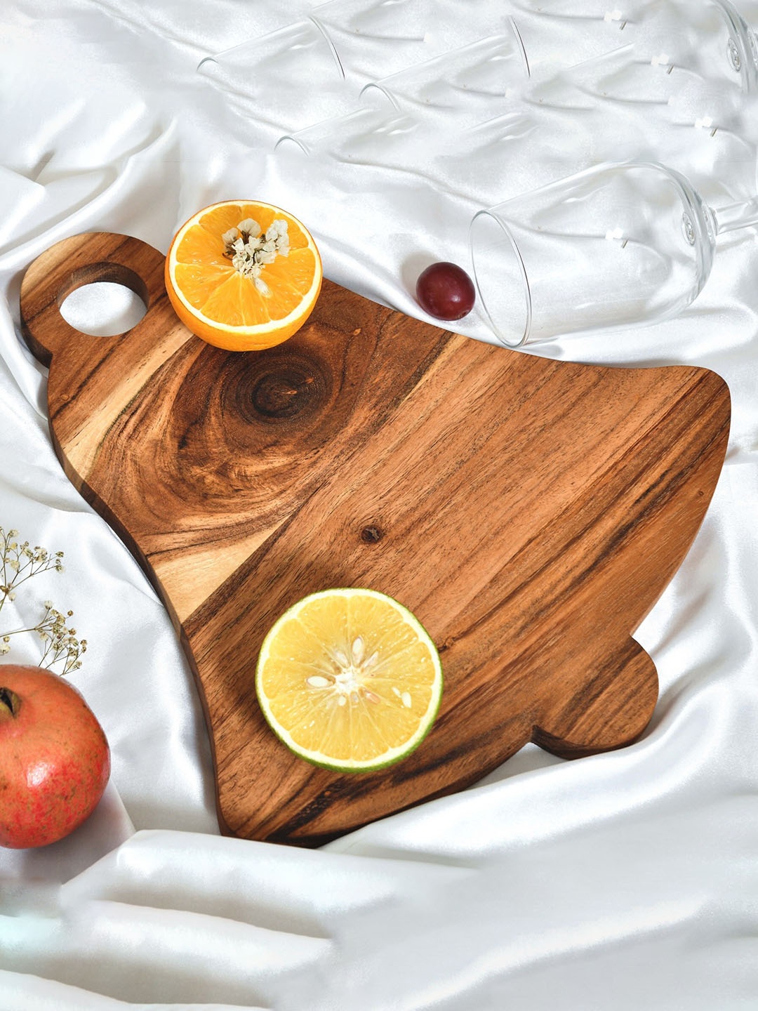 

JAIPUR FASHION MODE Brown Icecream-Shaped Wooden Chopping Board