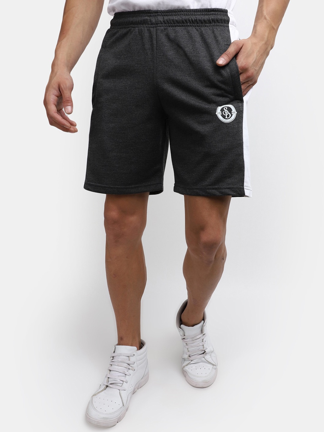 V-Mart Men Colourblocked Mid-Rise Cotton Shorts, Grey