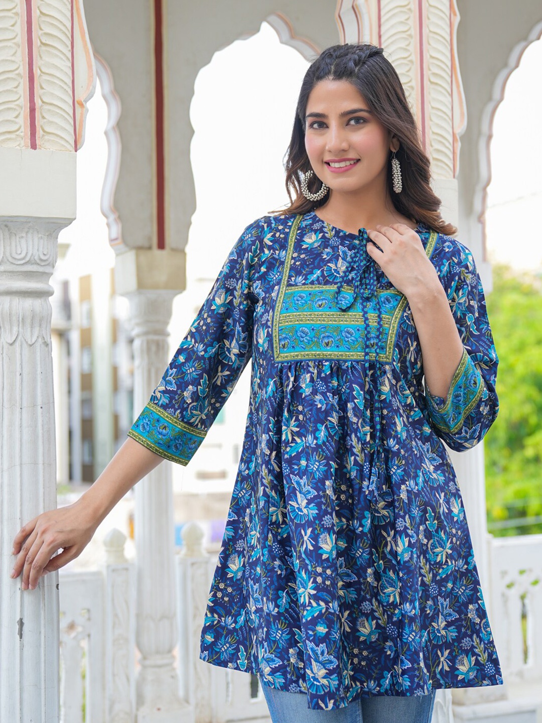 

YASH GALLERY Tie Up Neck Floral Printed A-Line Kurti, Blue