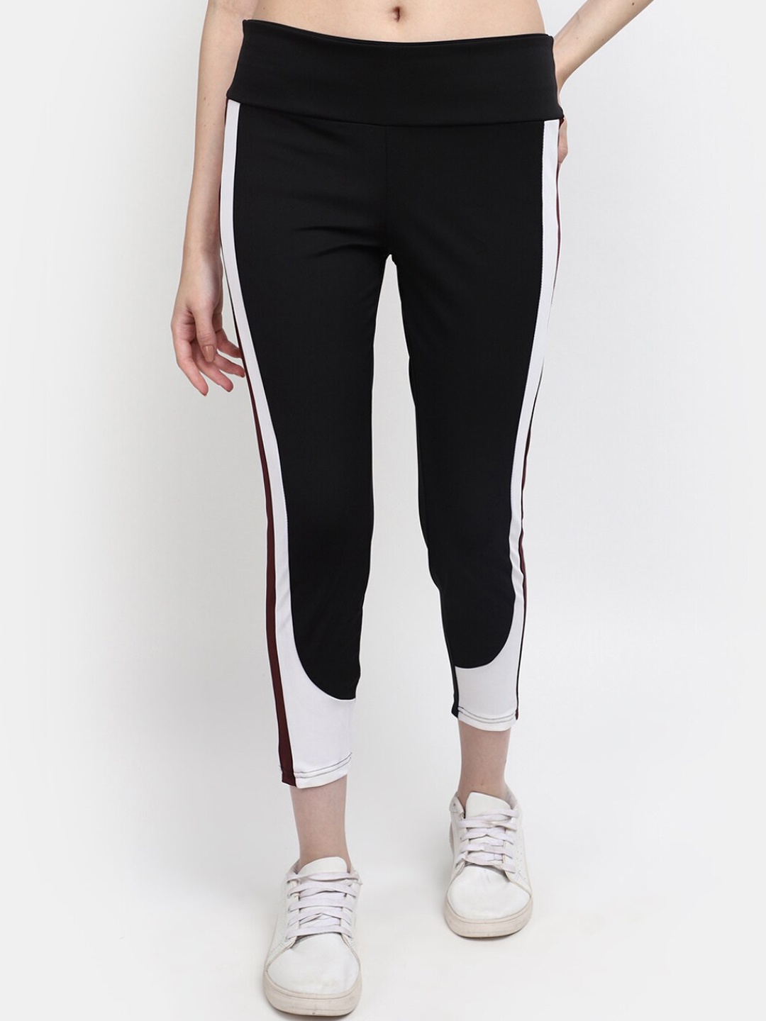 

V-Mart Women Mid-Rise Colourblocked Three-Fourth Track Pants, Black