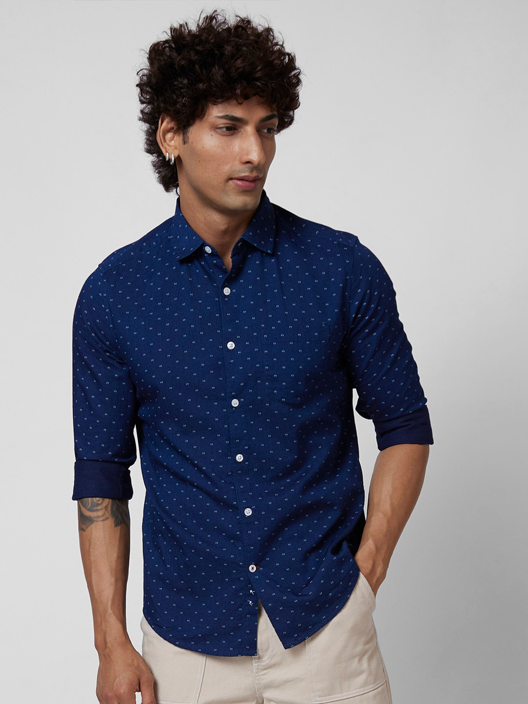 

VASTRADO Printed Cotton Casual Shirt, Navy blue