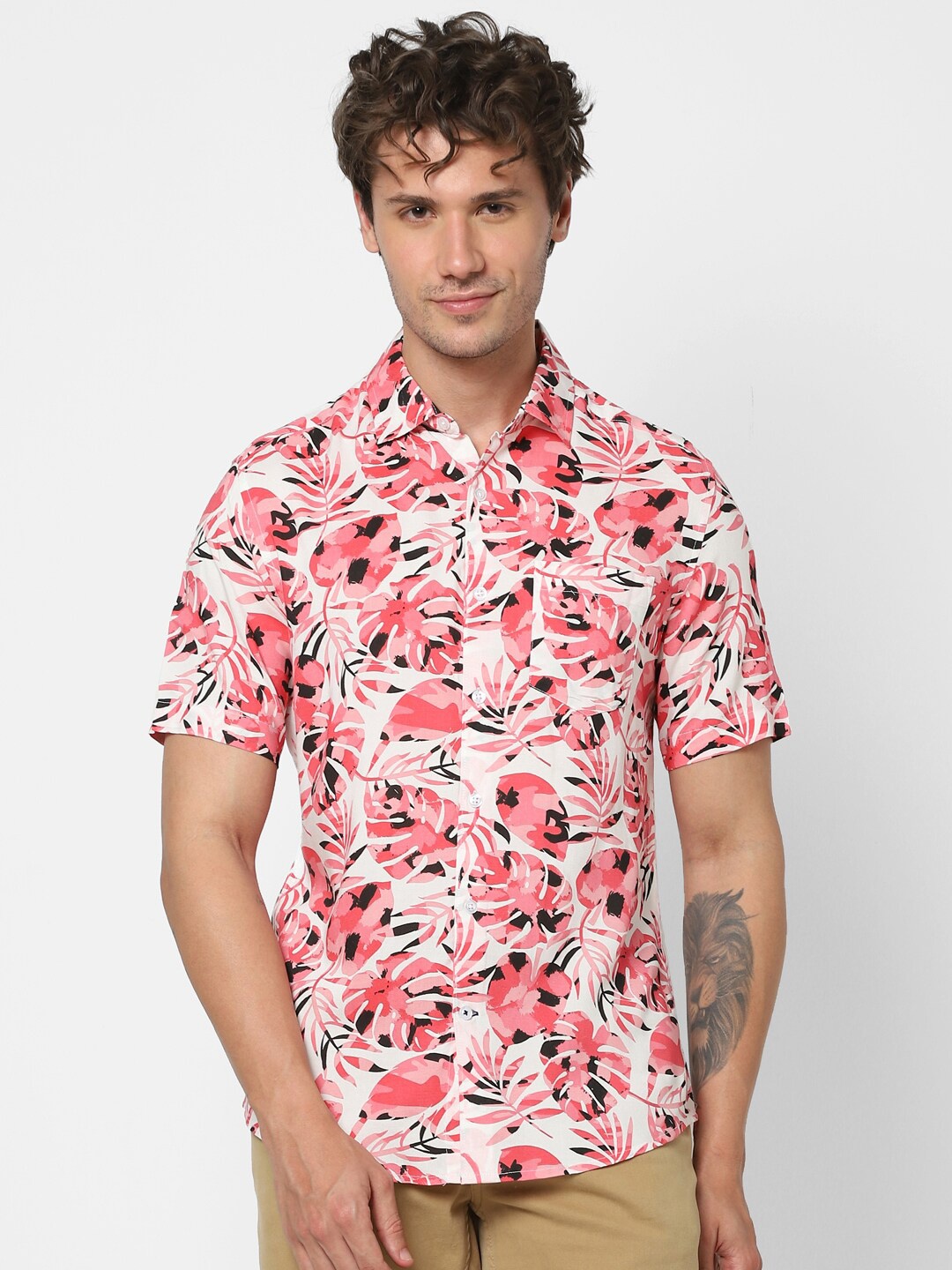 

VASTRADO Floral Printed Casual Shirt, Pink
