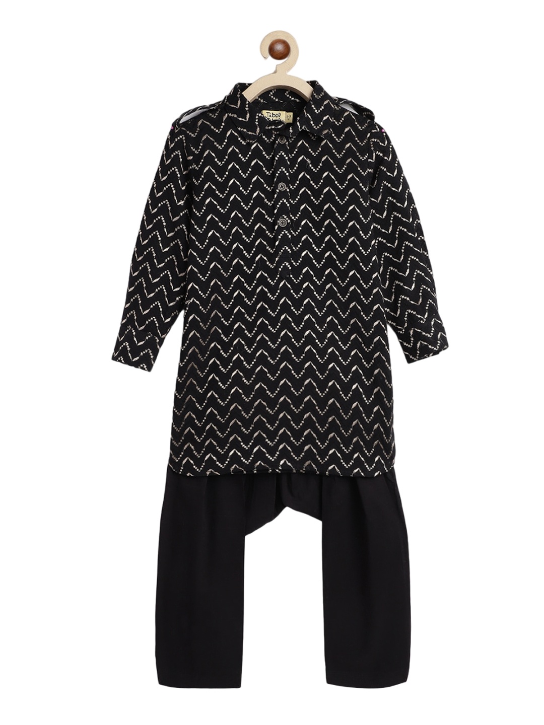 

Tiber Taber Boys Chevron Embroidered Pure Cotton Kurta With Salwar, Black