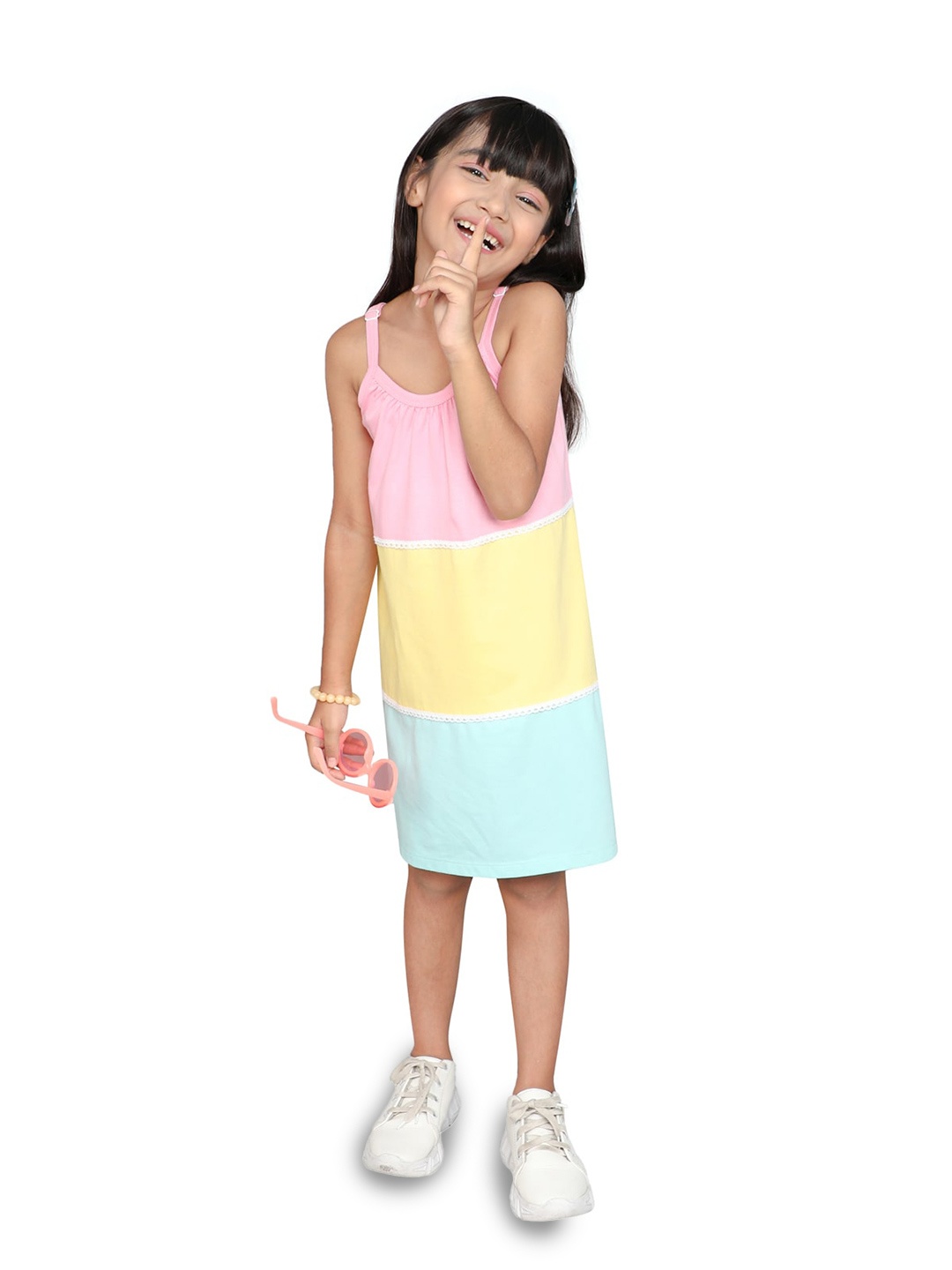 

Little Angels Girls Colourblocked Shoulder Straps Cotton A-Line Dress, Pink