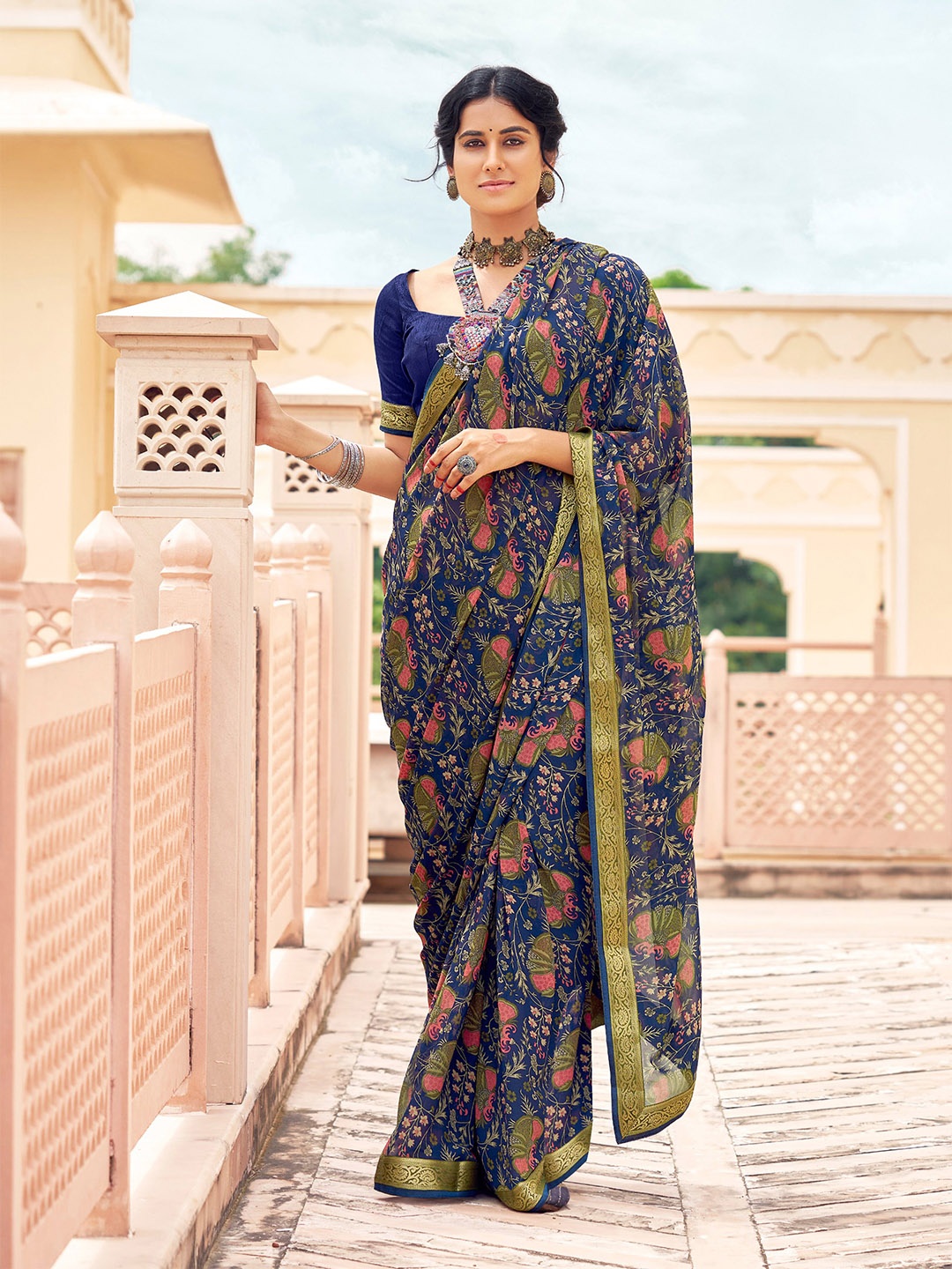 

all about you Blue & Green Floral Printed Pure Georgette Saree