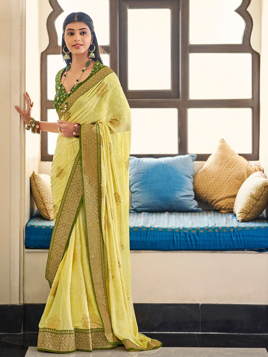 

all about you Green & Gold Ethnic Motif Zari Silk Blend Saree With Blouse Piece