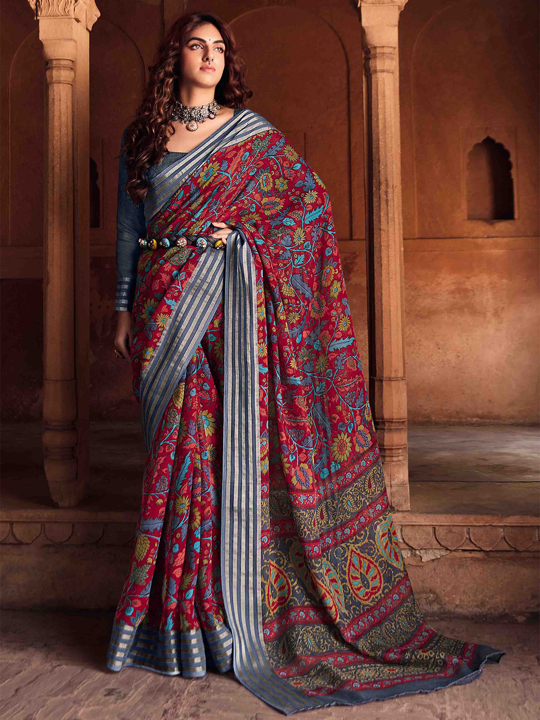 

all about you Maroon & Silver-Toned Floral Printed Zari Pure Linen Saree