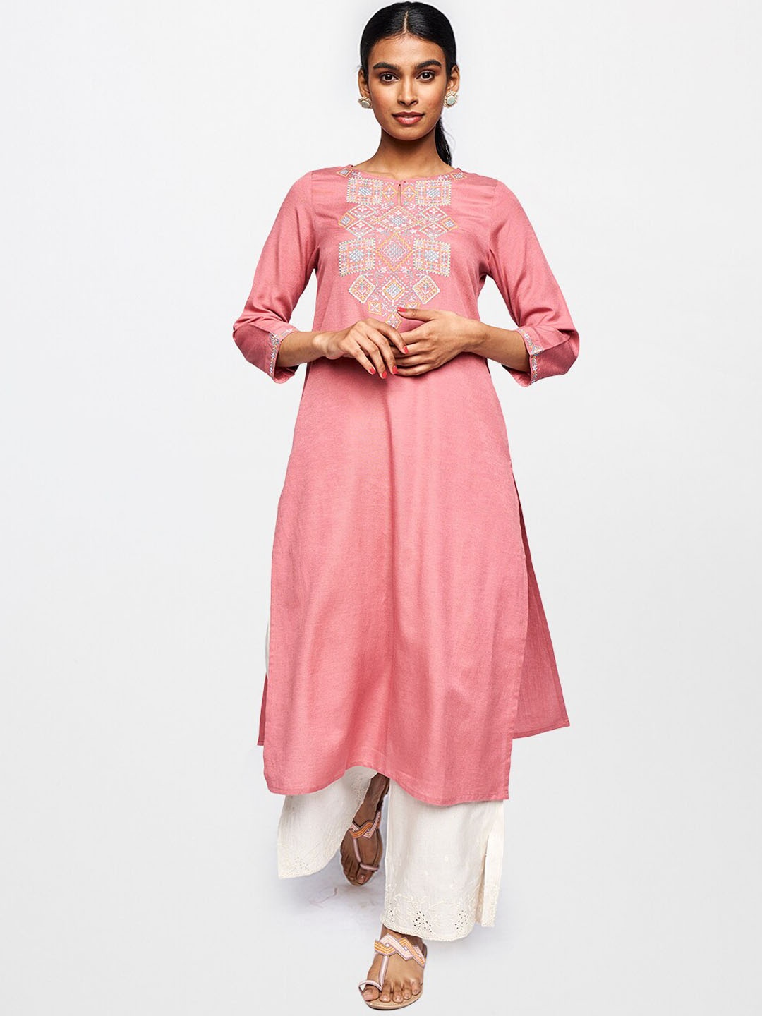 

Global Desi Keyhole Neck Ethnic Motifs Embroidered A-Line Kurta, Pink