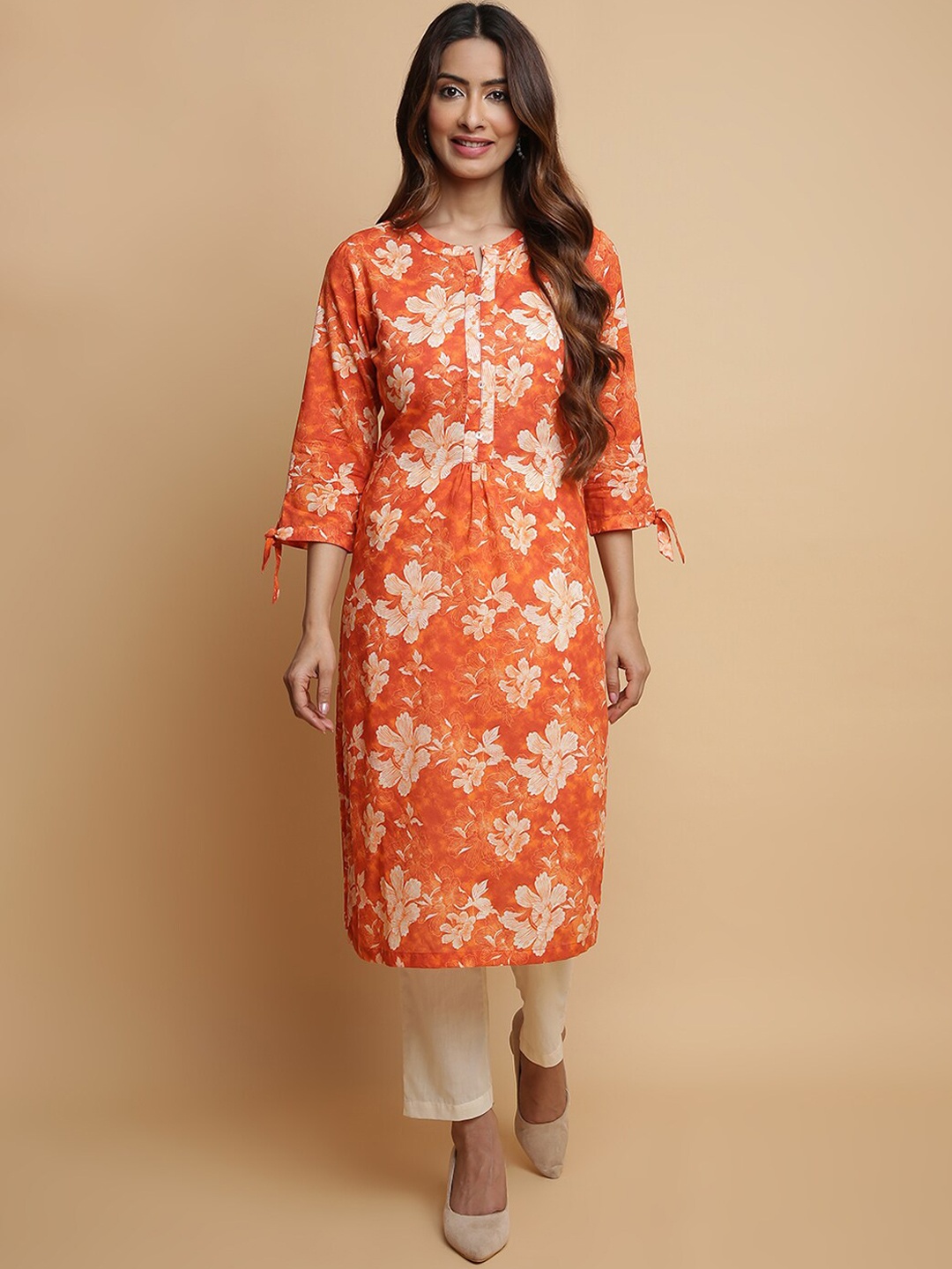 

Biba Women Floral Printed Regular Kurta With Trousers, Orange