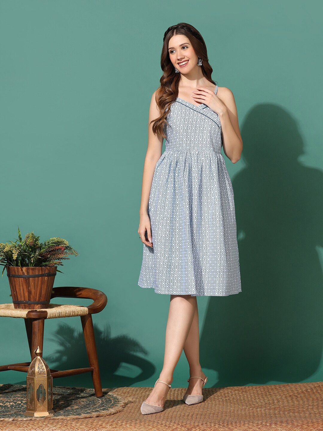 

FASHION DREAM Print Shoulder Straps Fit & Flare Dress, White