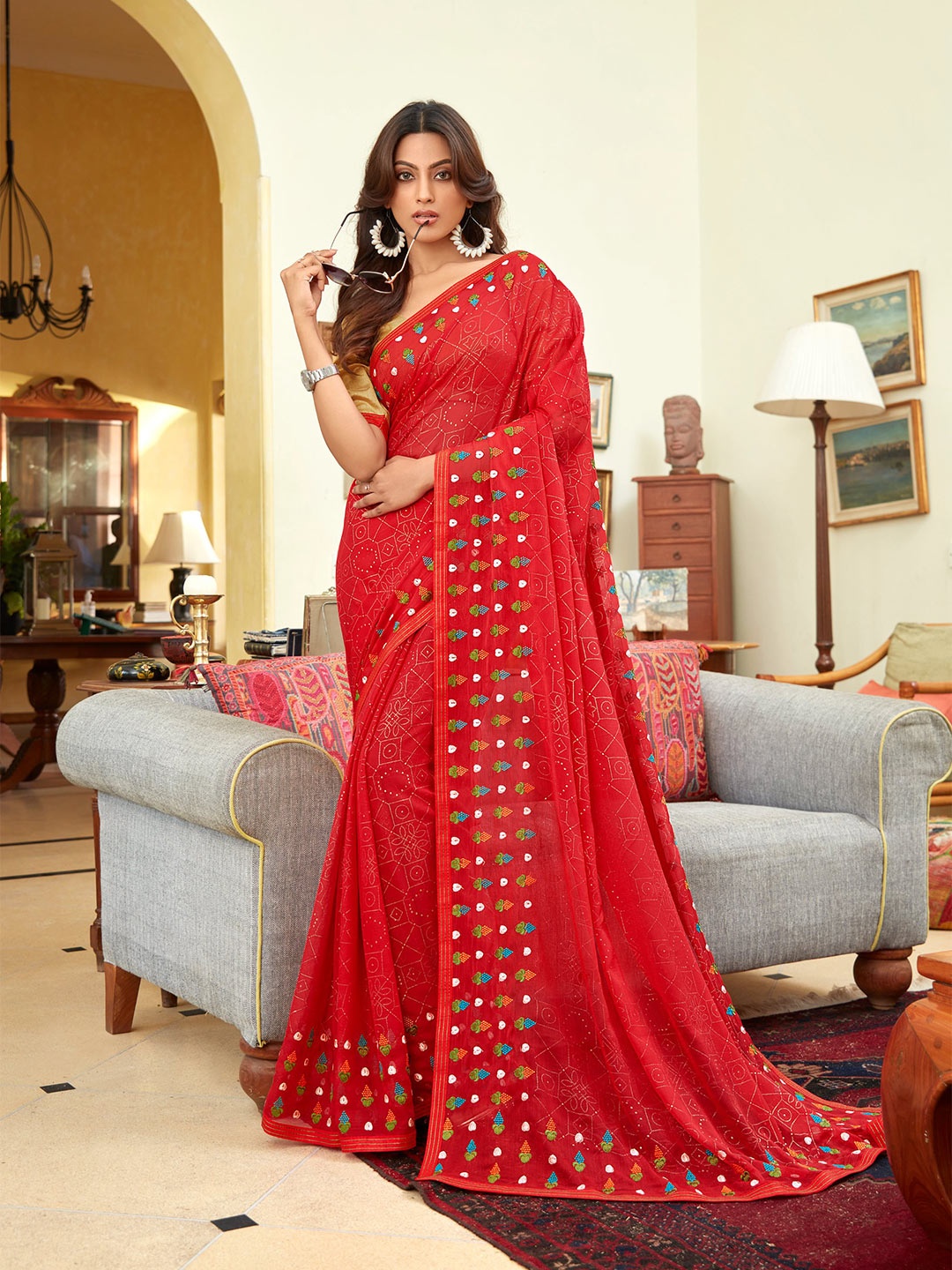 

all about you Red & Green Ethnic Motifs Embroidered Pure Chiffon Saree