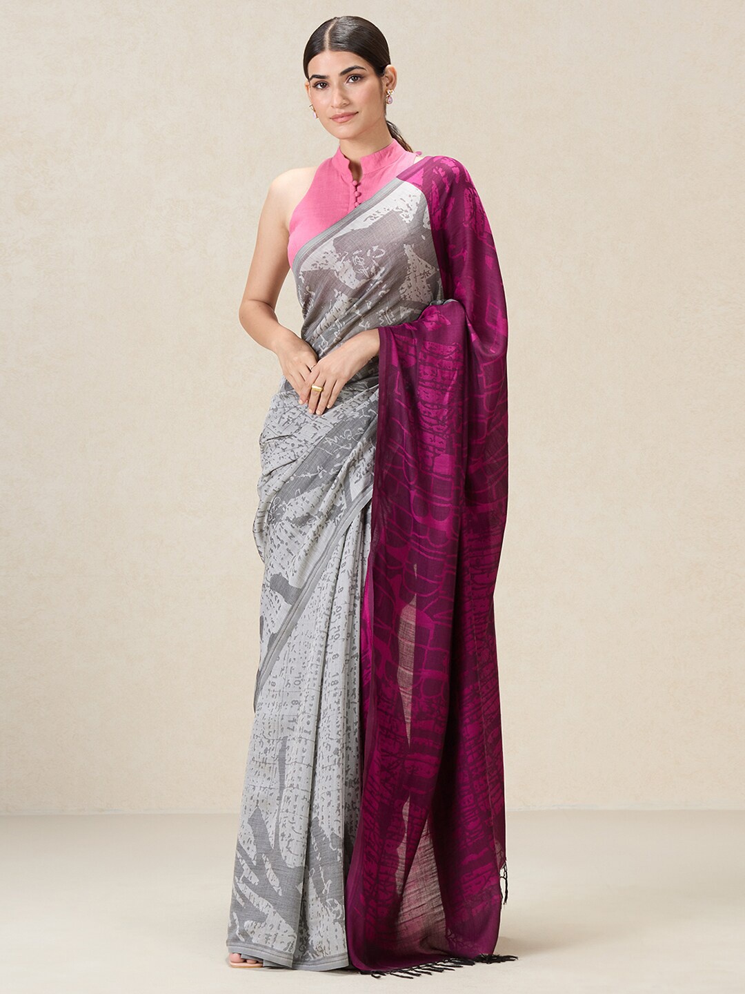 

navyasa by liva Abstract Printed Liva Saree, Grey