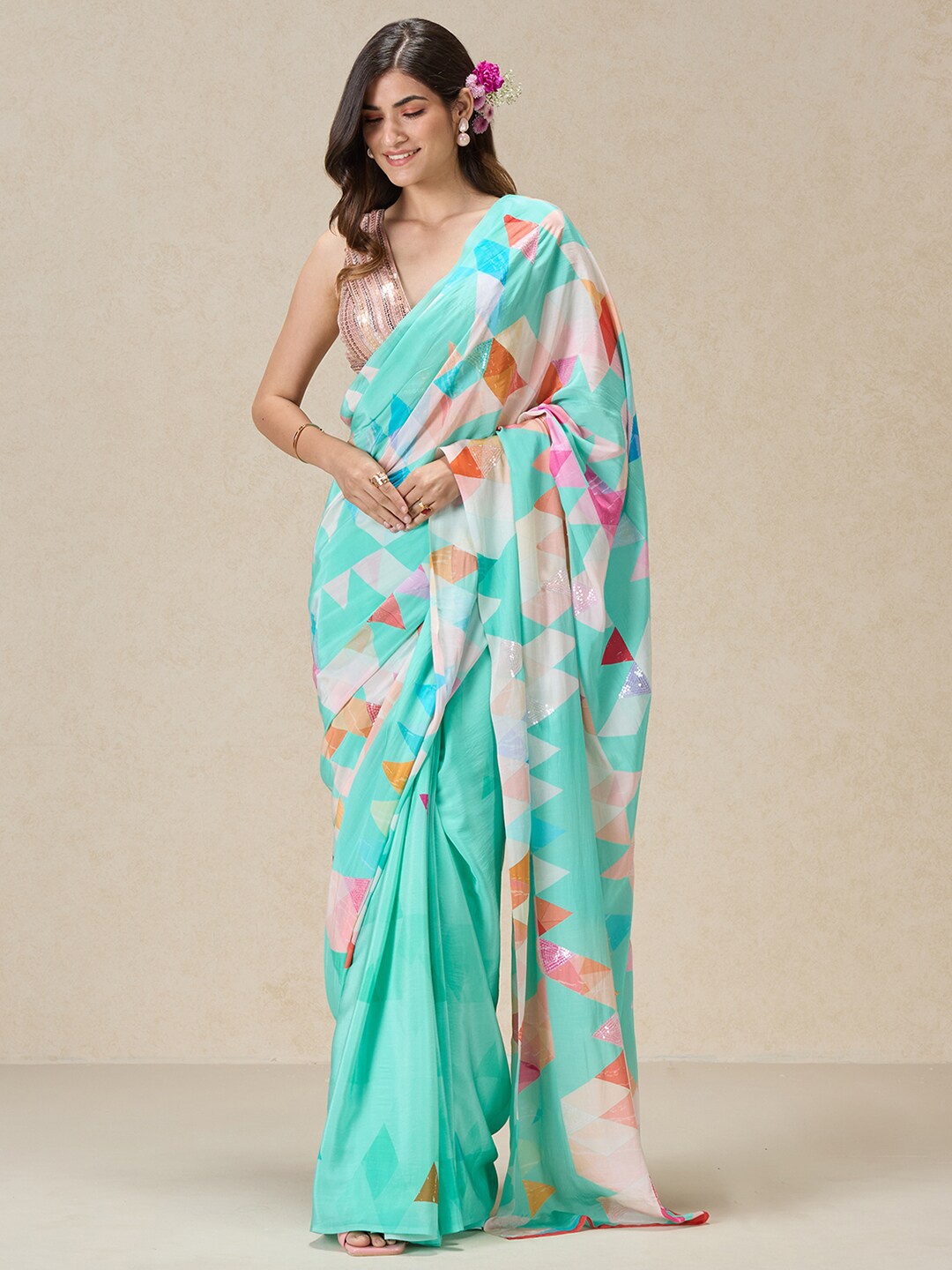 

navyasa by liva Geometric Printed Liva Saree, Green