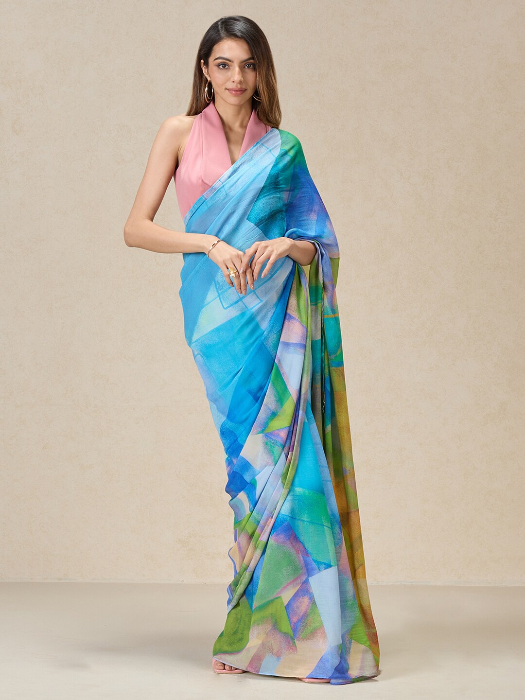 

navyasa by liva Abstract Printed Liva Saree, Blue