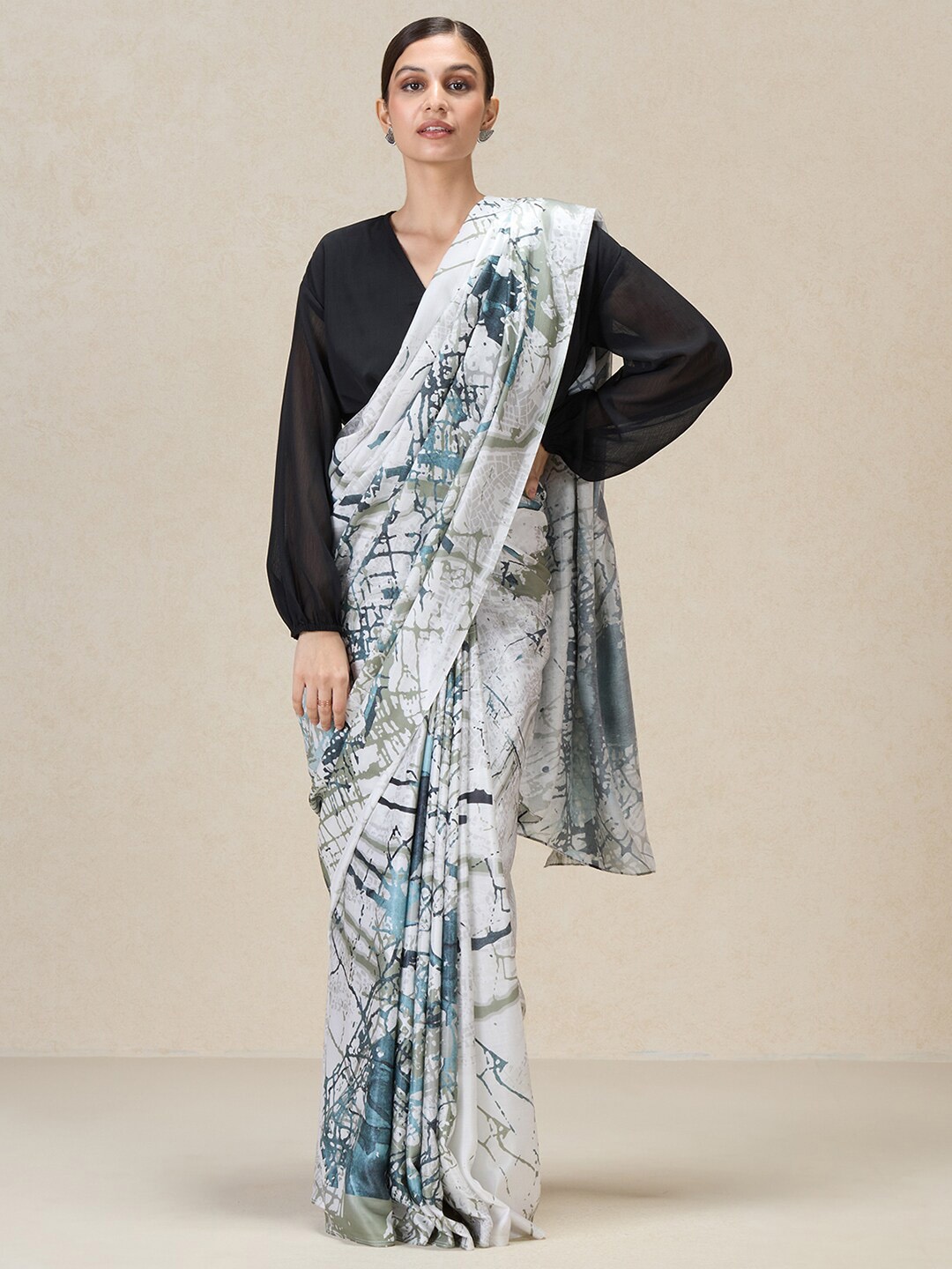 

navyasa by liva Abstract Printed Liva Saree, Grey