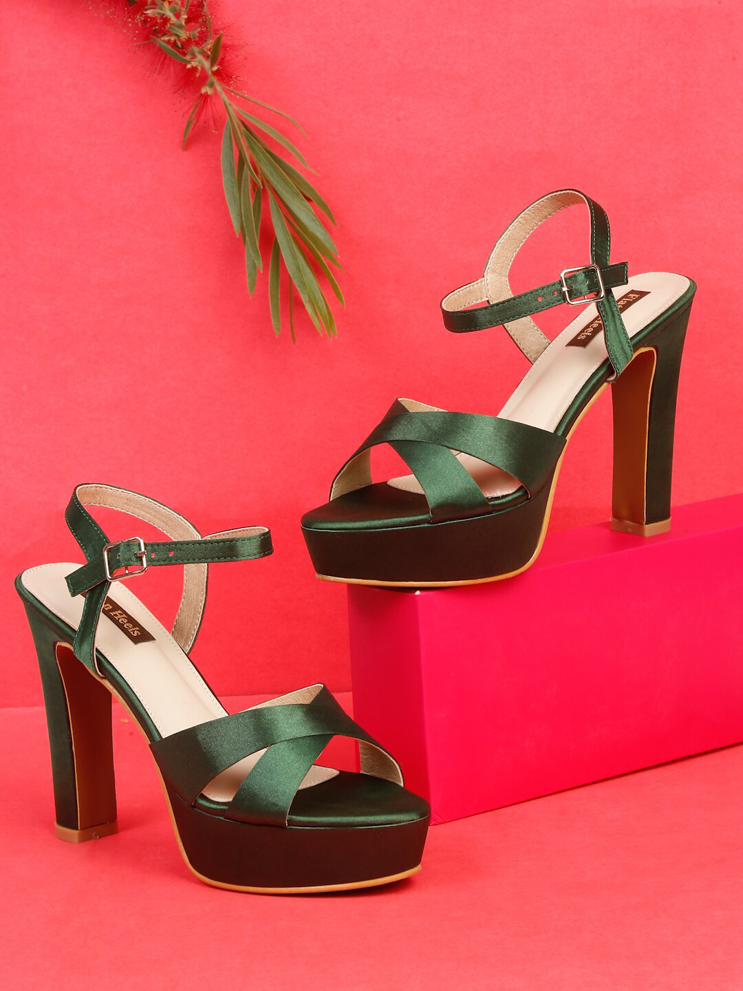 

Flat n Heels Cross Strap Open Toe Block Heels With Backstrap, Green
