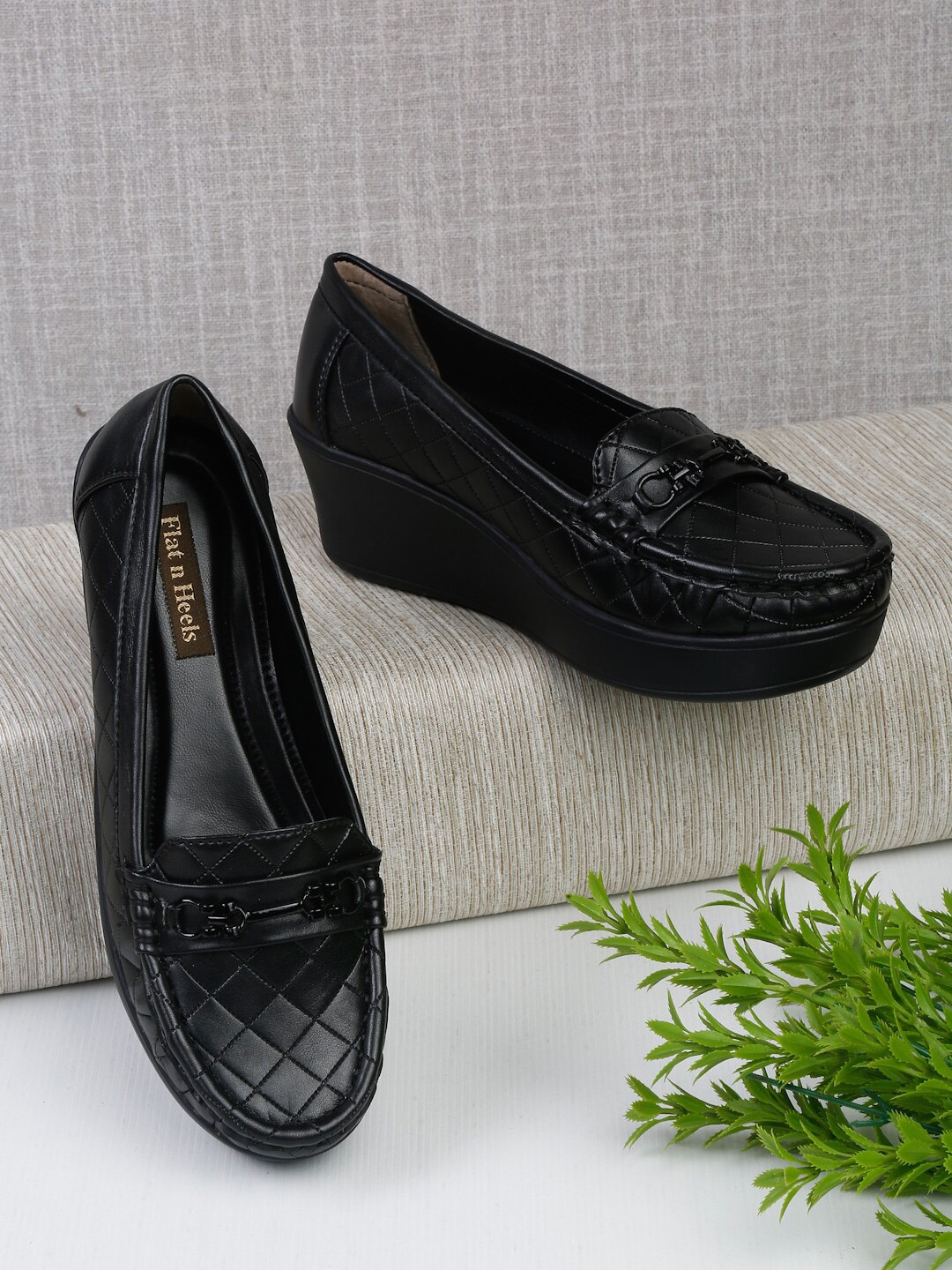 

Flat n Heels Women Textured Heeled Loafers, Black