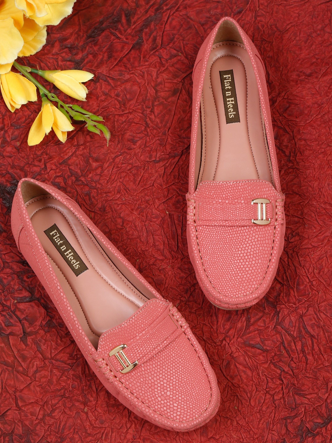 

Flat n Heels Women Printed Loafers, Fuchsia