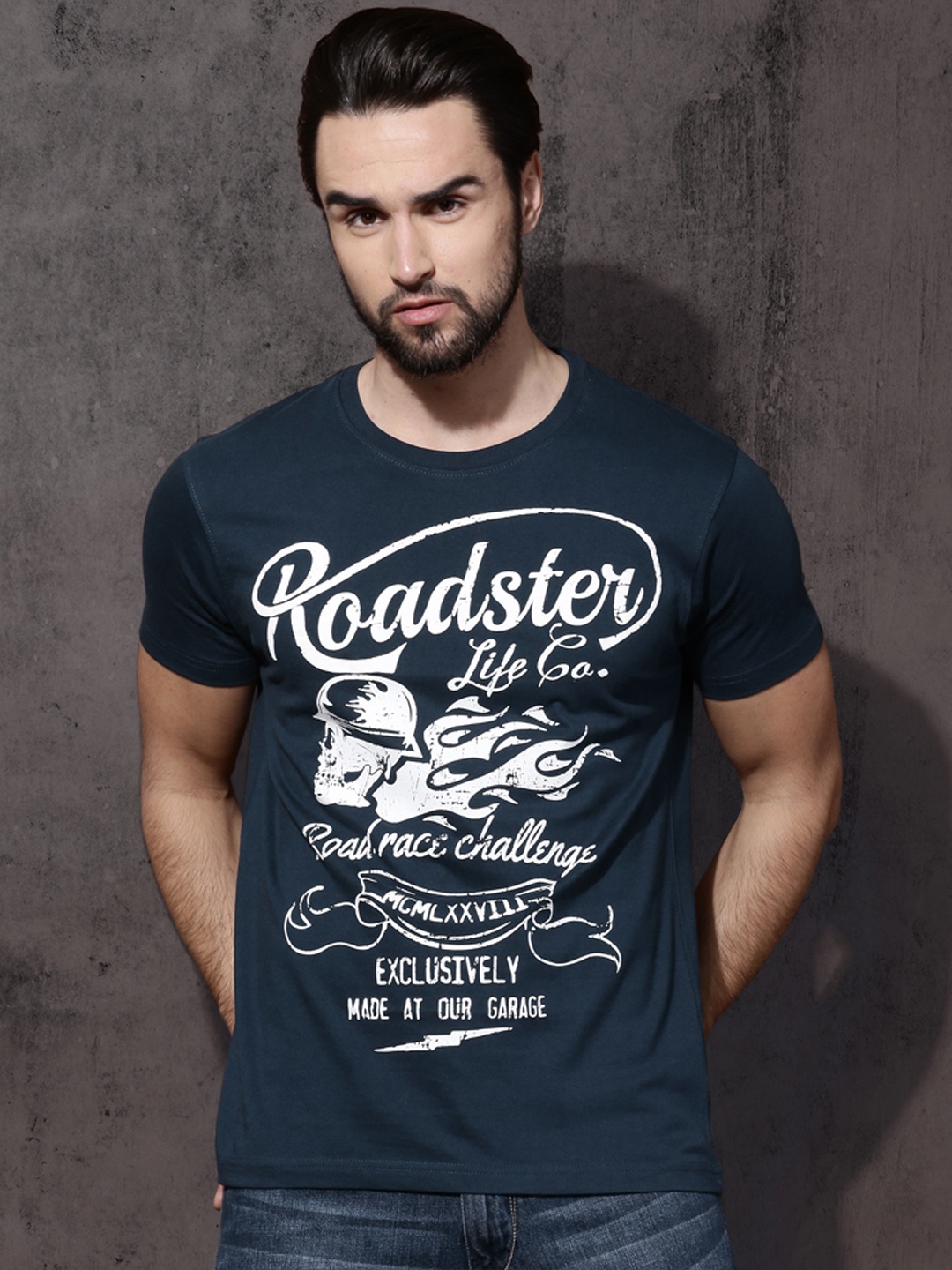 

Roadster Men Navy Blue Printed Round Neck T-Shirt