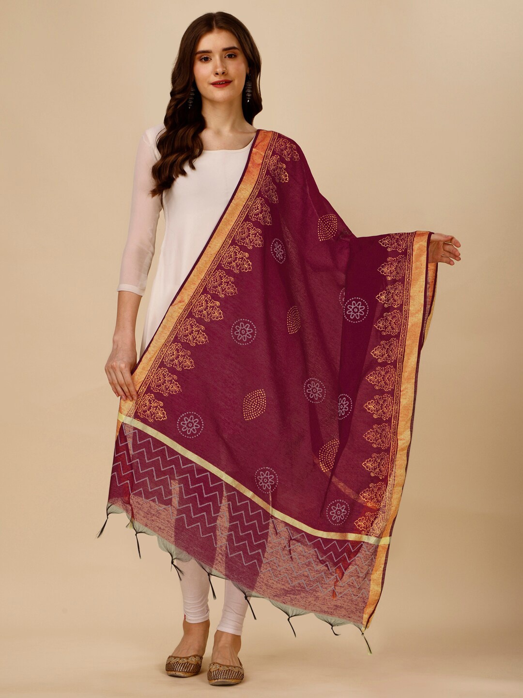 

Nimidiya Ethnic Motifs Printed Zari Boarder Cotton Dupatta, Maroon