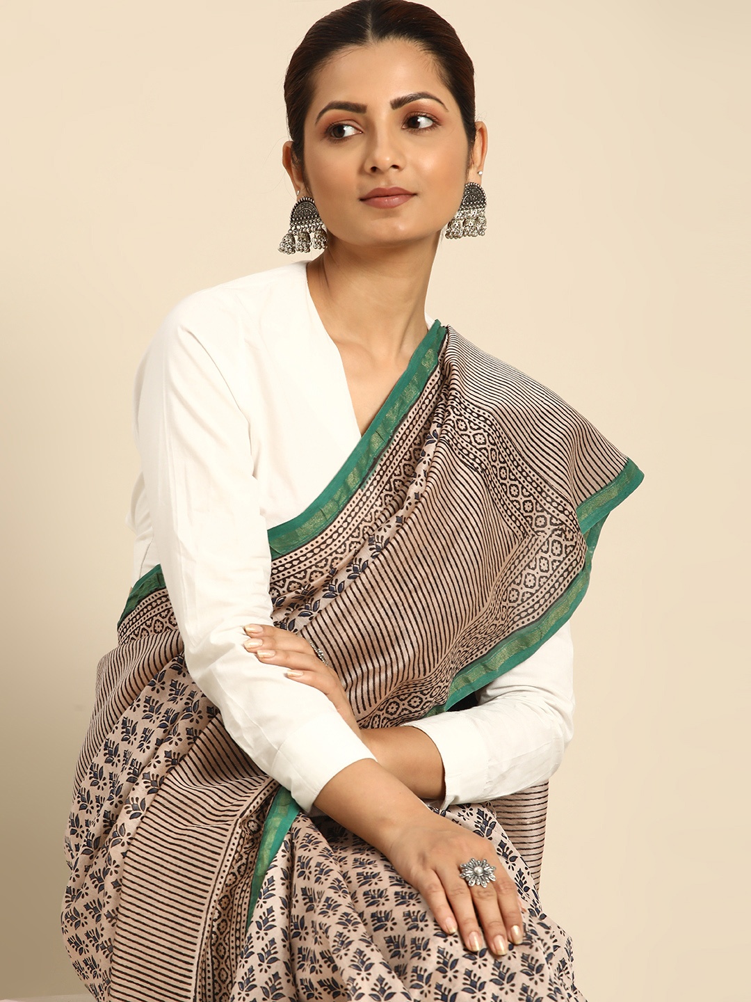 

Taavi Striped Zari Silk Blend Block Print Saree, White