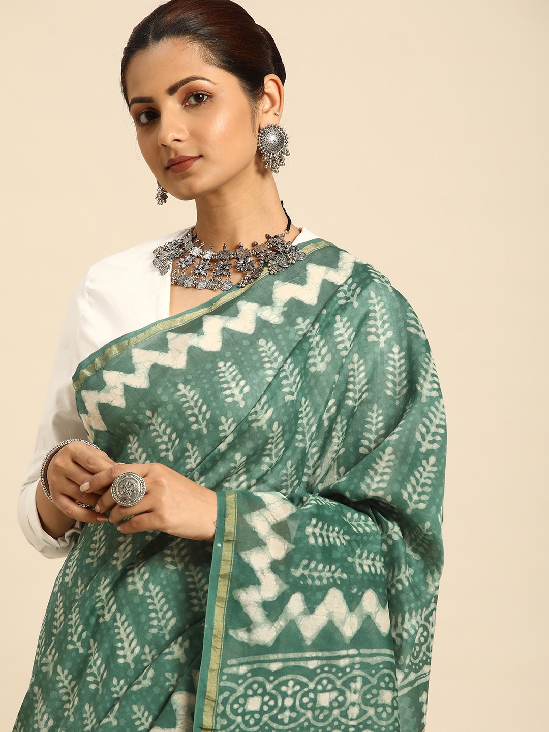 

Taavi Dabu Zari Silk Blend Block Print Saree, Green