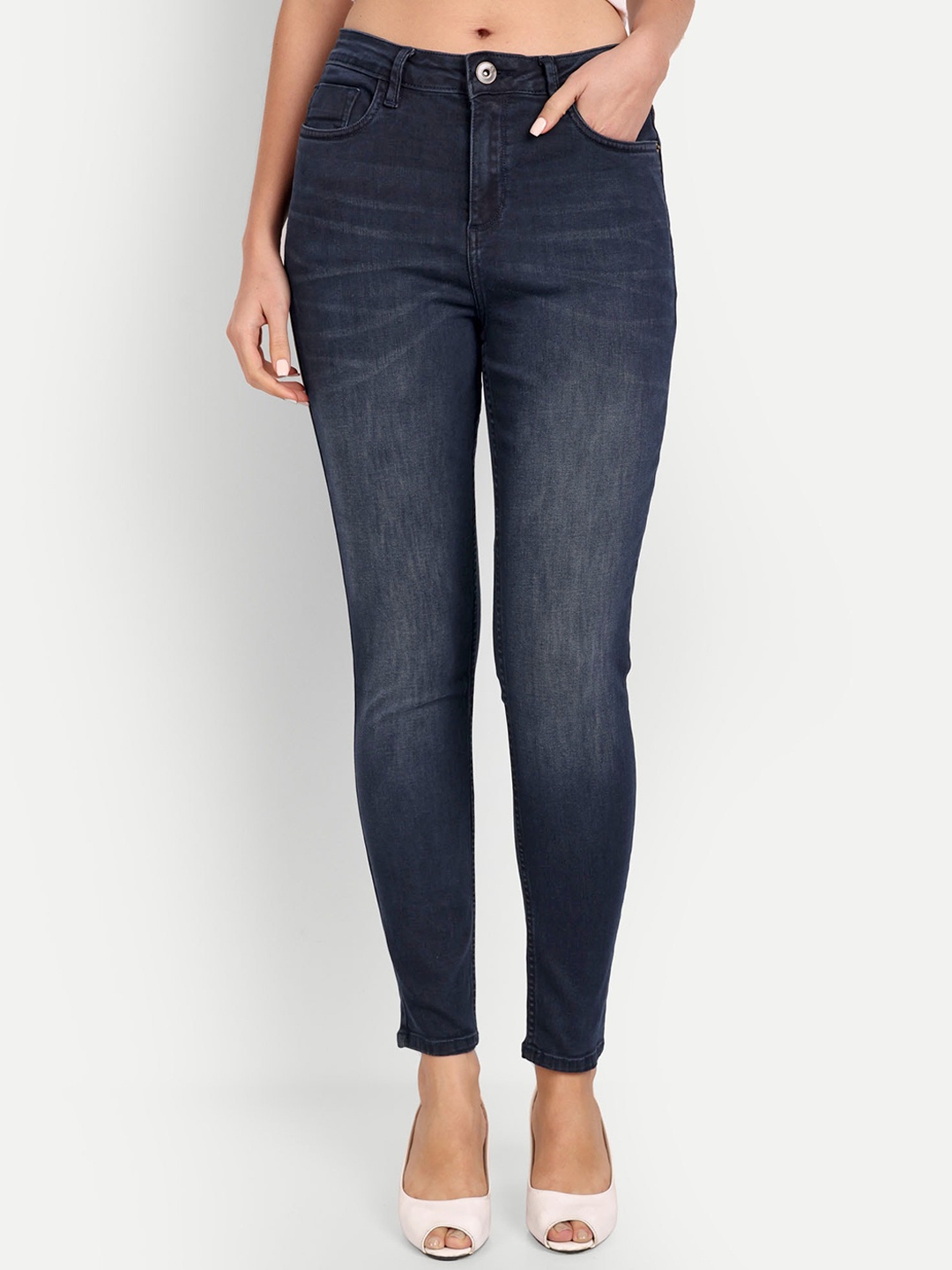 

DressBerry Women Dark Grey Skinny Fit Mid-Rise Light Fade Clean Look Stretchable Jeans