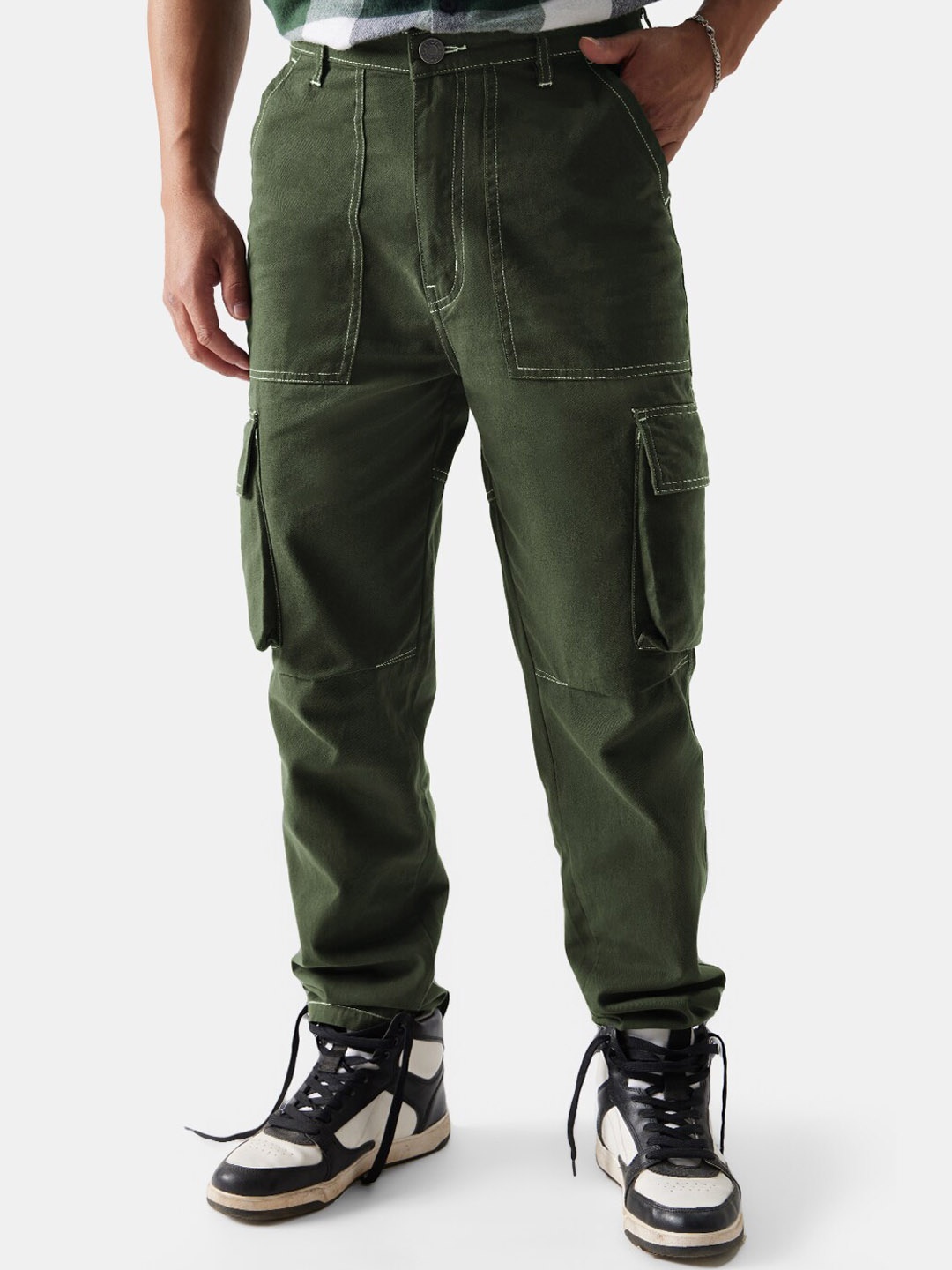 

The Souled Store Men Cargos Trousers, Olive